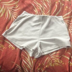 Lulu Lemmon Women's Cream Shorts